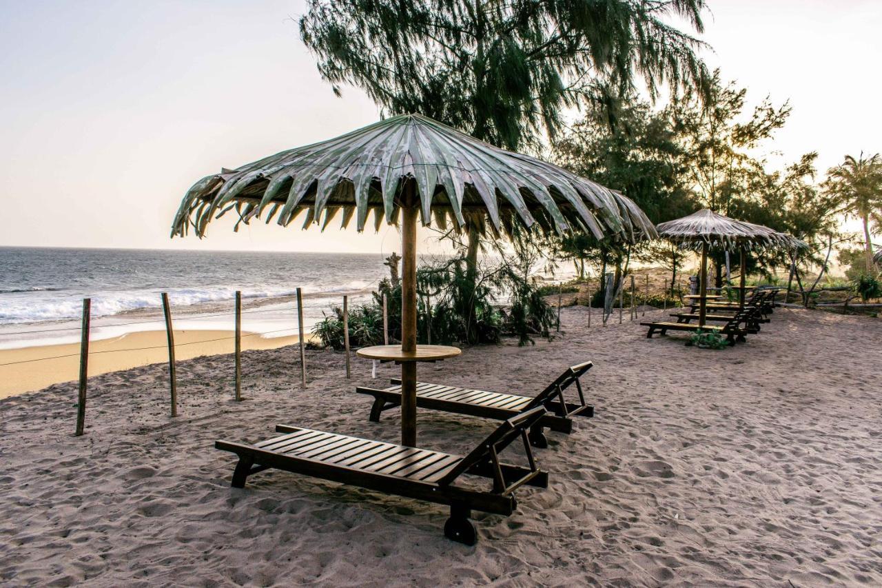 Ladja Beach Resort Ambalantota المظهر الخارجي الصورة