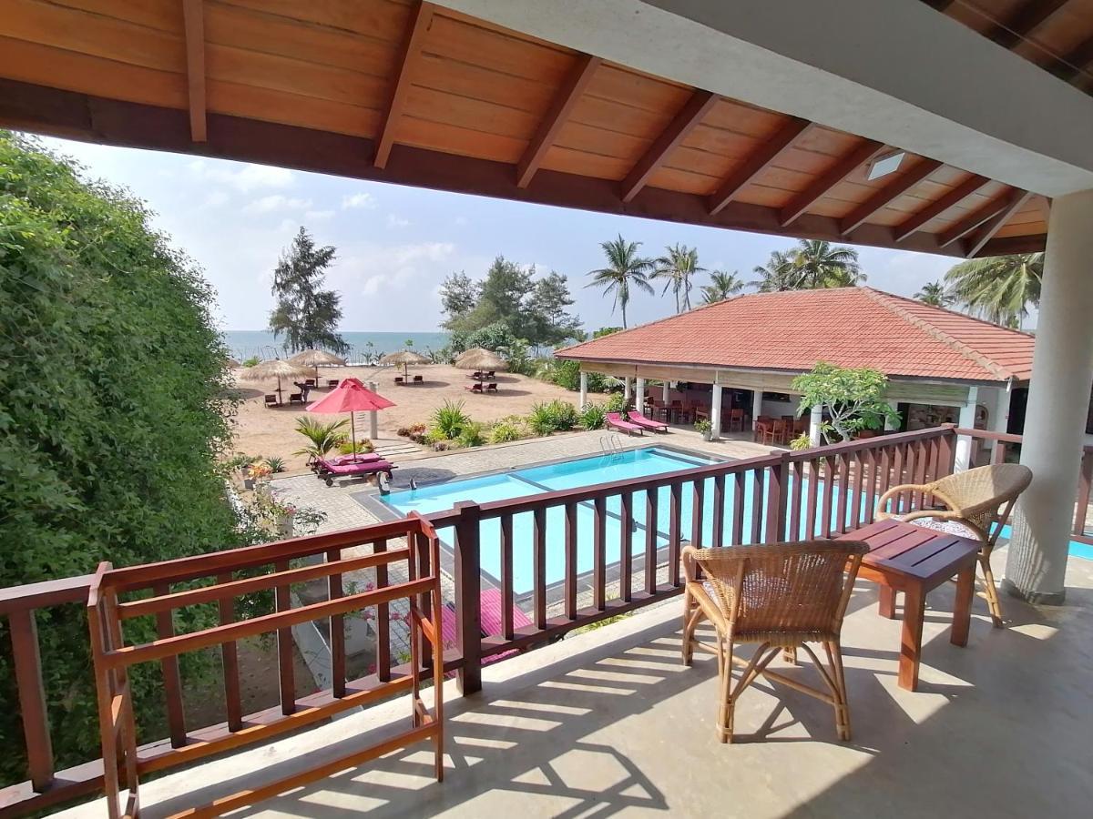 Ladja Beach Resort Ambalantota المظهر الخارجي الصورة